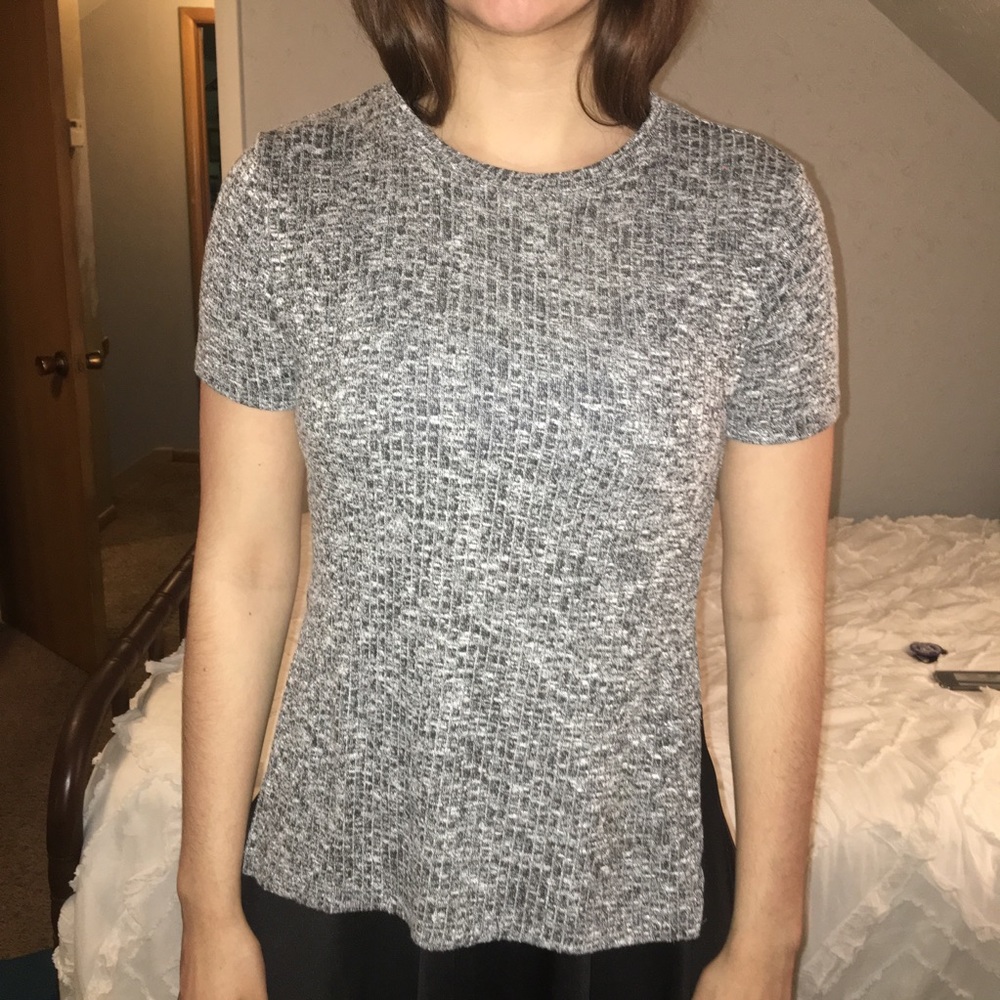 TEE - Picture 1 of 8